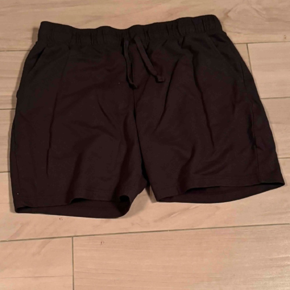 BCG Dark Athletic Shorts XL